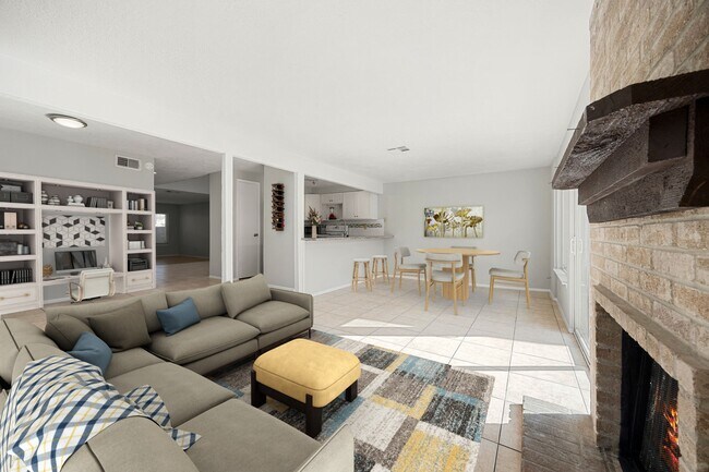 11683 Village Pl Dr in Houston, TX - Building Photo - Building Photo