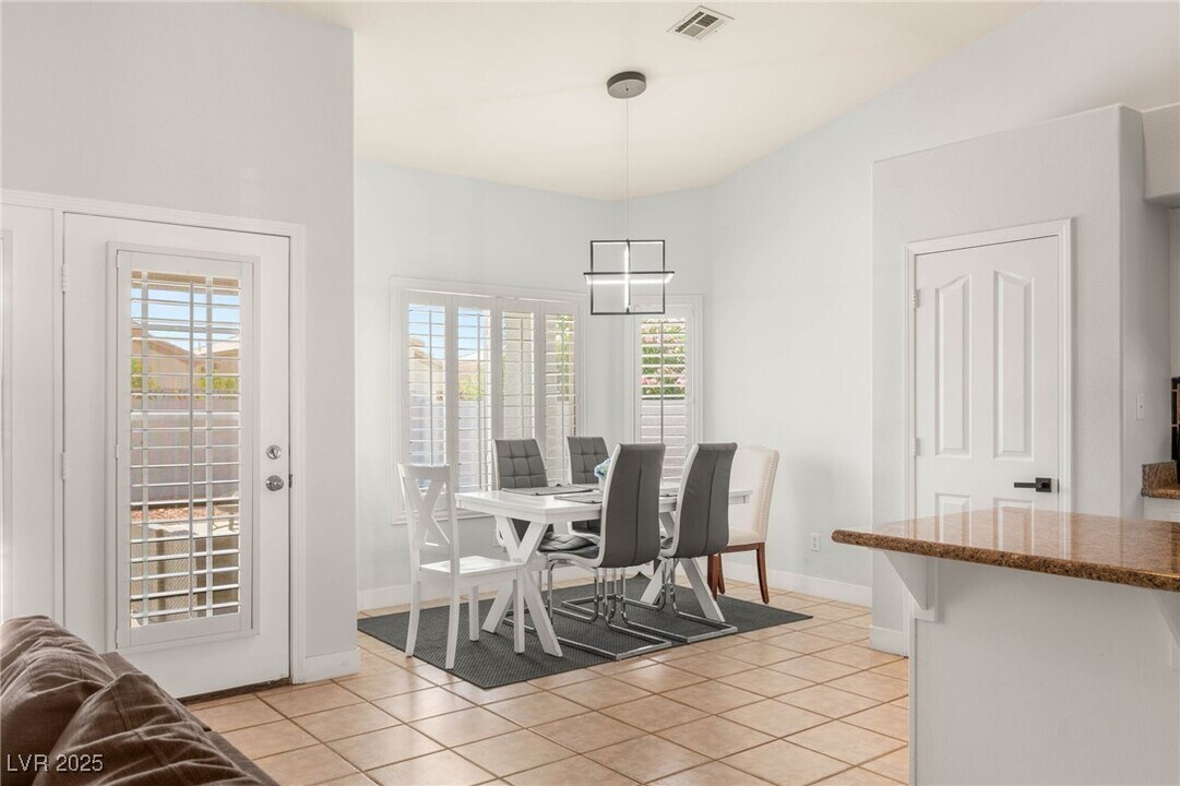 3870 Cotillion Ct in Las Vegas, NV - Building Photo