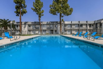 Elevate at Thomas in Phoenix, AZ - Building Photo - Building Photo