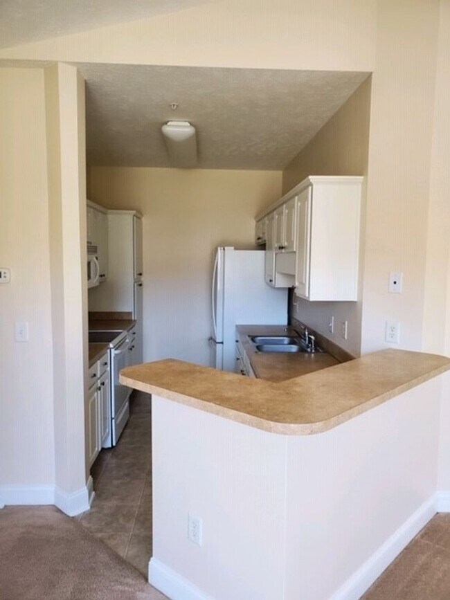 674 Algonquin Dr in Pawleys Island, SC - Building Photo - Building Photo