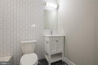 2207 N Broad St, Unit 2R photo'