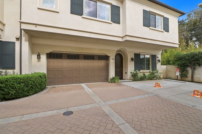 property at 908 N Santa Anita Ave