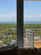 799 Crandon Blvd in Key Biscayne, FL - Building Photo - Building Photo