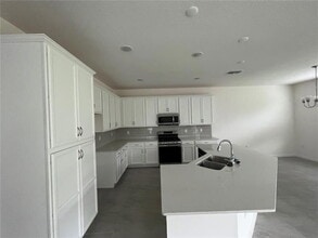 311 Shore Crab Wy in Apollo Beach, FL - Building Photo - Building Photo