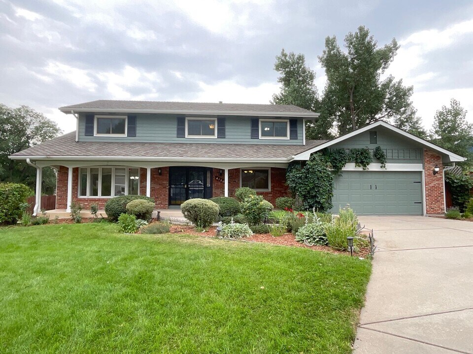 4135 Stonehaven Dr in Colorado Springs, CO - Building Photo