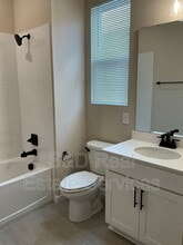 807 Ballantyne Dr in Lake Wales, FL - Building Photo - Building Photo