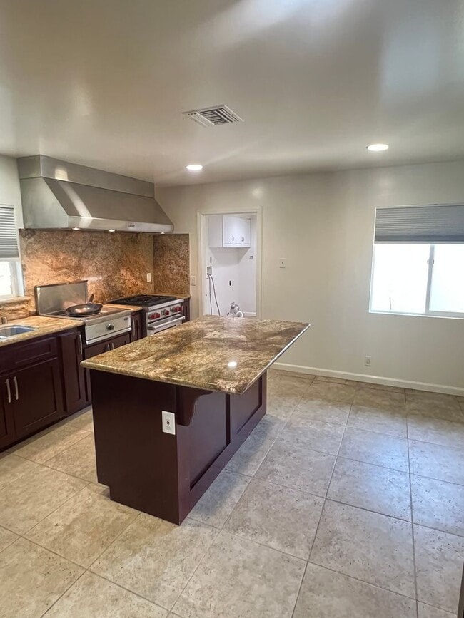 26612 Shadow Wood Dr in Rancho Palos Verdes, CA - Building Photo - Building Photo
