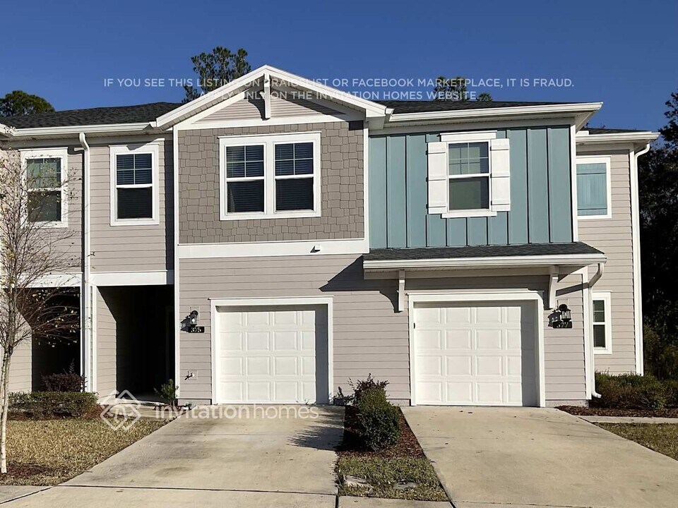 375 Cherry Ridge Dr in Orange Park, FL - Building Photo