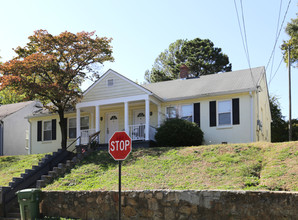 177 Lawton St SW in Atlanta, GA - Building Photo - Building Photo