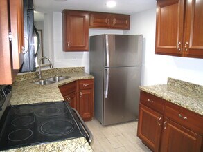 1235 Harding Ave in Des Plaines, IL - Building Photo - Building Photo