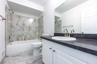 Timberlea Village in Rochester Hills, MI - Building Photo - Interior Photo