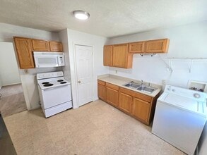 13 Ireland St in Hampton, VA - Building Photo - Building Photo
