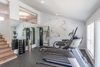 Meridian at Hermitage in Hermitage, TN - Building Photo - Interior Photo