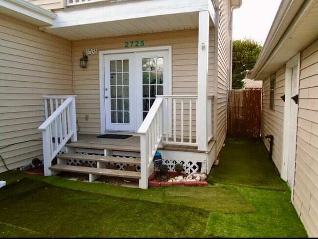 2725 42nd St in Galveston, TX - Building Photo - Building Photo