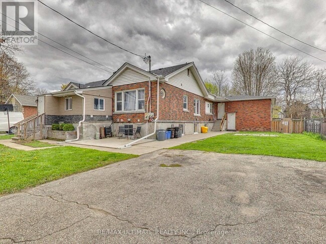 property at 135 Chatham St