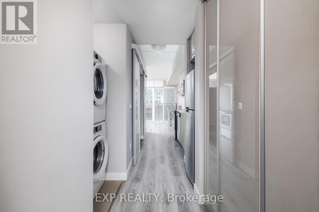 308-308 Lester St in Waterloo, ON - Building Photo - Building Photo