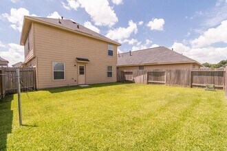 2447 Peterborough Way in Houston, TX - Building Photo - Building Photo