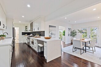 1084 Brown Ave in Lafayette, CA - Building Photo - Building Photo