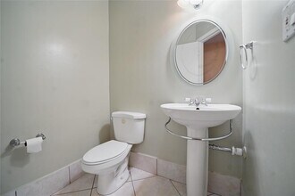4322 Carambola Cir N in Coconut Creek, FL - Building Photo - Building Photo