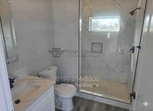 4862 Fond Du Lac Ct in San Diego, CA - Foto de edificio - Building Photo