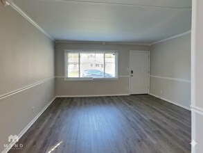 4035 Breton St in Indianapolis, IN - Building Photo - Building Photo