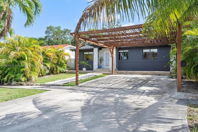 266 NE 117th St in Miami, FL - Building Photo - Building Photo