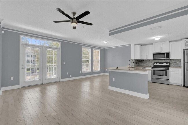 239 Long Iron Loop in Kissimmee, FL - Building Photo - Building Photo