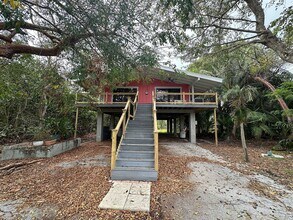 30436 Poinciana Rd in Big Pine Key, FL - Building Photo - Building Photo
