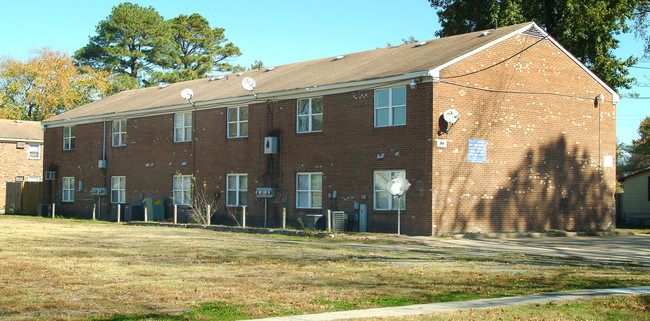 366 San Antonio Blvd in Norfolk, VA - Building Photo - Building Photo