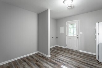 4711 Murray Lake Ln-Unit -A in Chattanooga, TN - Building Photo - Building Photo