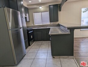 3924 Huron Ave in Culver City, CA - Building Photo - Building Photo