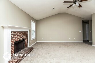 831 Rosewood Cir in Jonesboro, GA - Building Photo - Building Photo