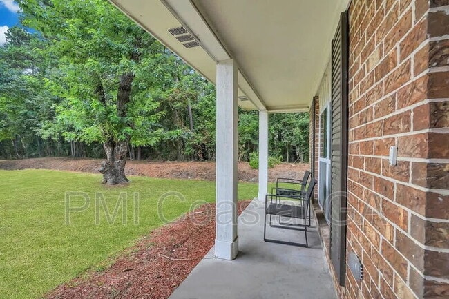 302 Manden Rd in Pooler, GA - Building Photo - Building Photo