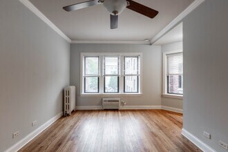 722 W Addison St, Unit 3S in Chicago, IL - Building Photo - Building Photo