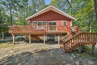75 Pebble Path in Rock Hill, NY - Building Photo - Building Photo
