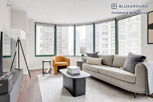 420 E Ohio St in Chicago, IL - Building Photo