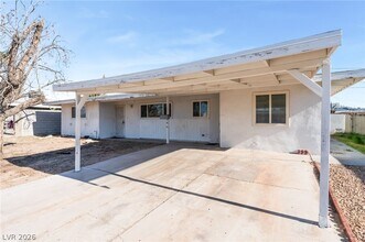 1108 Tumbleweed Ave in Las Vegas, NV - Building Photo - Building Photo