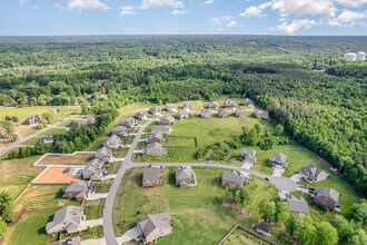 6006 Tanoak Ct in Stokesdale, NC - Building Photo - Building Photo