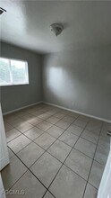4721 24th St SW in Lehigh Acres, FL - Building Photo - Building Photo