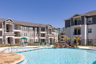 The Tennyson at Tomball in Tomball, TX - Foto de edificio - Building Photo