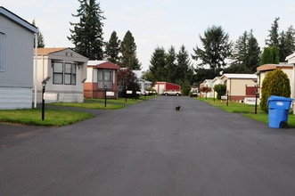 Enchanted Firs in Spanaway, WA - Foto de edificio - Building Photo