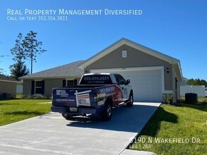 8190 N Wakefield Dr in Citrus Springs, FL - Building Photo - Building Photo
