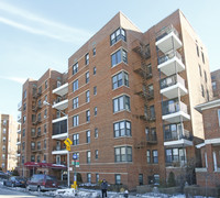 7401 Shore Rd in Brooklyn, NY - Foto de edificio - Building Photo