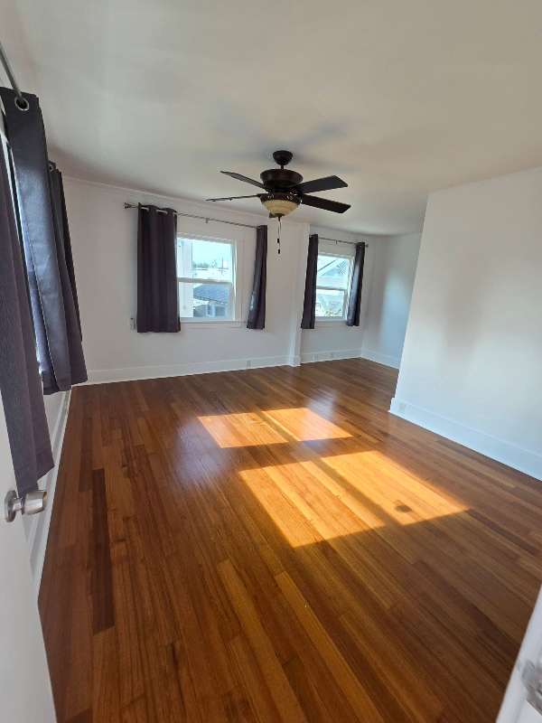 3227 E Broadway