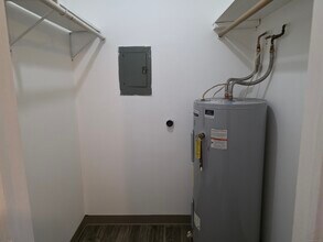 26 Crandall Hill Rd in Montville, CT - Building Photo - Building Photo