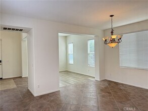 3810 Bella Isola Ln in Perris, CA - Building Photo - Building Photo