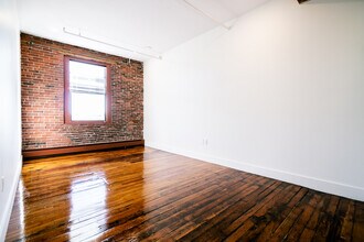 748 Tremont St, Unit 4 in Boston, MA - Building Photo - Building Photo
