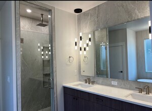 2932 Tarragon Ave in Richland, WA - Foto de edificio - Building Photo