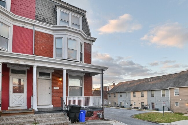 415 Peffer St in Harrisburg, PA - Building Photo - Building Photo