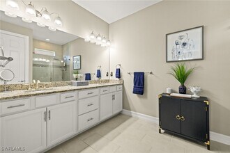 14616 Topsail Dr in Naples, FL - Building Photo - Building Photo